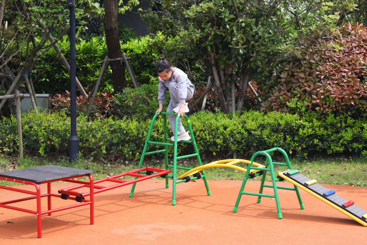 Balancieren, klettern und in Bewegung bleiben