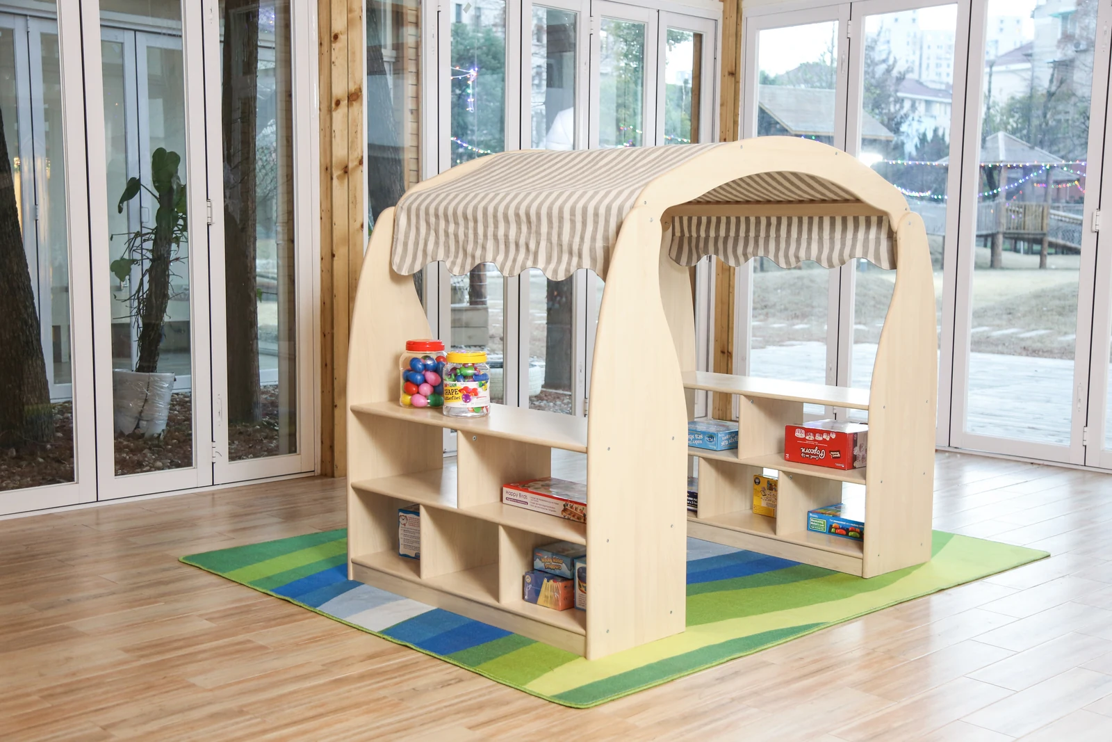 Casa para Juegos – Tienda de Comestibles – KB1-NWA028-V02-F_04